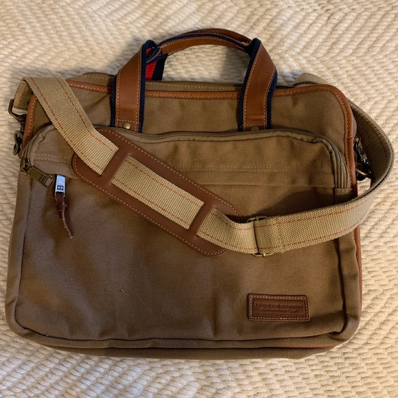 Tommy Hilfiger Other - Tommy Hilfiger Classic canvas& leather messenger/laptop bag